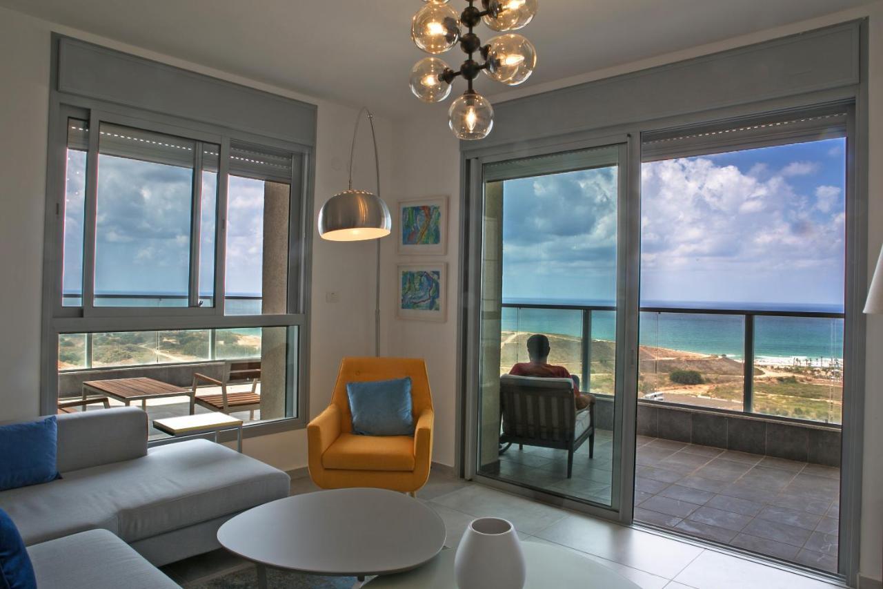 Amazing Sea View, Steps To Beach, Near Tel-Aviv Bat Yam Bagian luar foto